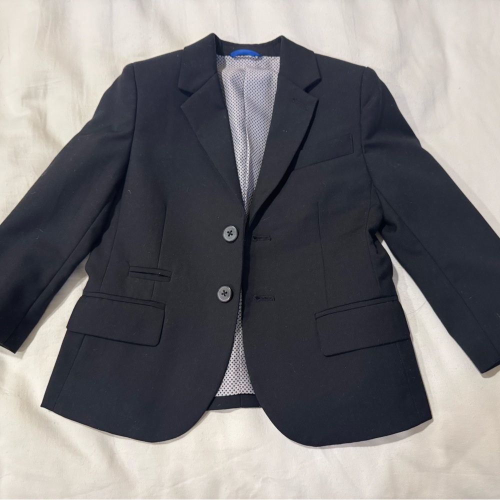 Boys suit set 2-3y in Black